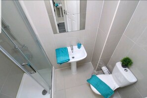 Free toiletries, towels