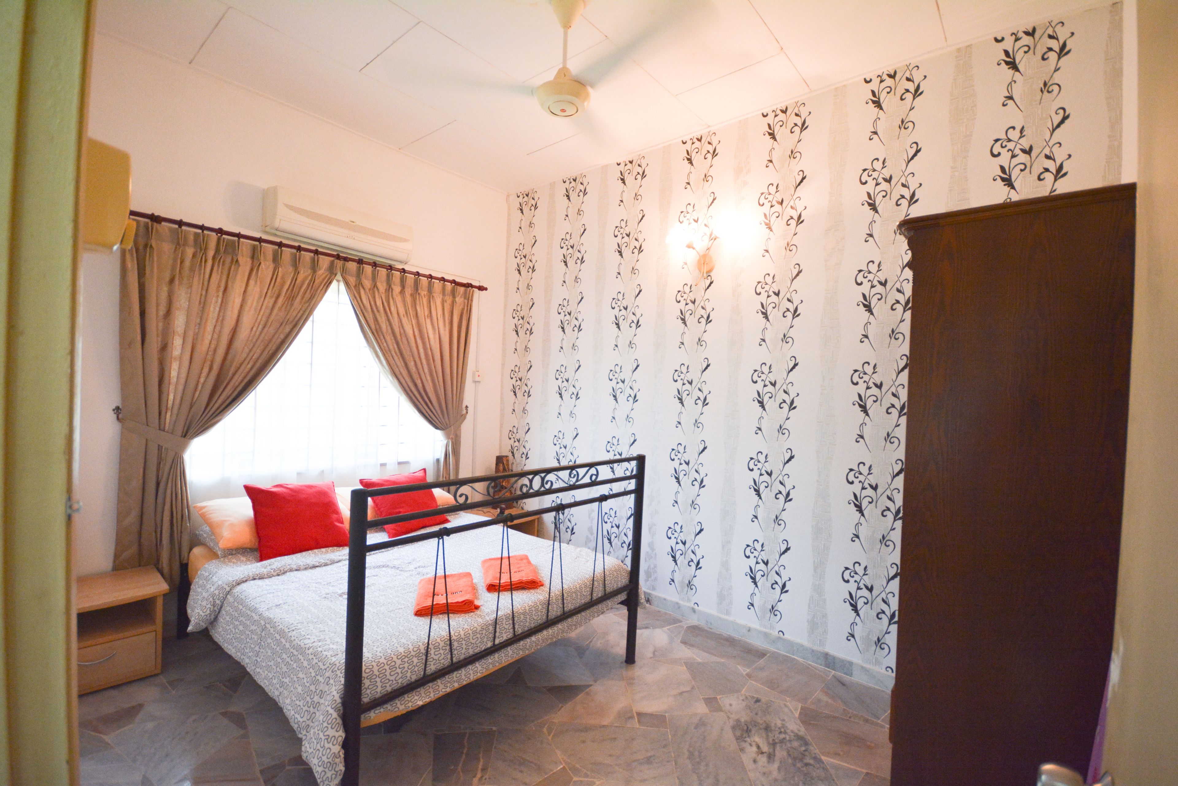 Villa familiare | 5 camere, tende oscuranti, ferro/asse da stiro, Wi-Fi gratuito