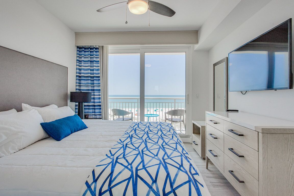 Luxuriate on the Beachfront♥Great Sunset View&Huge Private Balcony♥Rooftop Deck