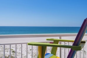 Property grounds - 
Top-Floor Gulf-Front Oasis♥ Panoramic Balcony Sunsets, Pool♥Few Steps To Sand (Treasure Island)