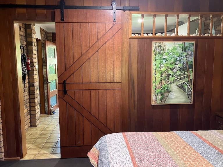 Zaemar Garden A Private Beach Retreat,100m Rec Club & Wallis Lake Boat Ramp - Boomerang Beach