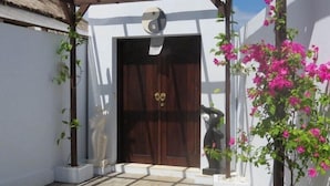 Unclassified image, 4 of 12, button - Villa Ad (Ungasan)