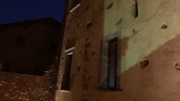 Esterni