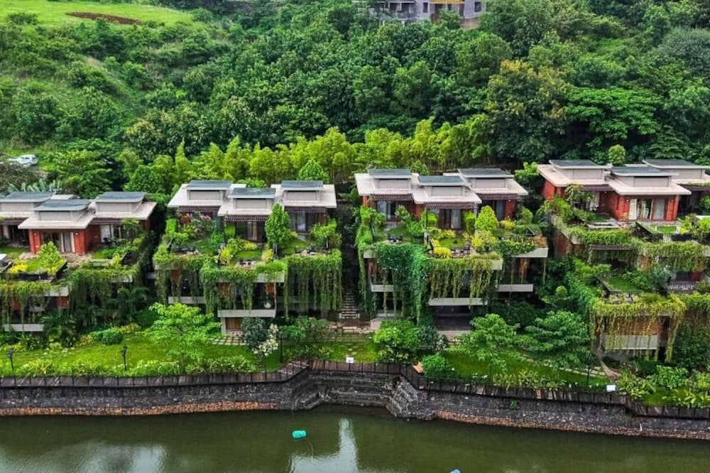 Grape County Resort