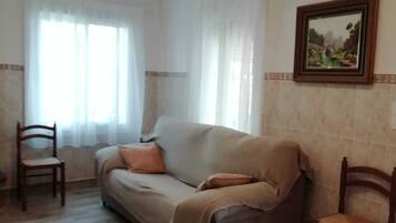 Smart-TV, Kamin, Bücher