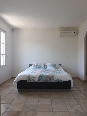 4 Schlafzimmer, Bügeleisen/Bügelbrett, WLAN