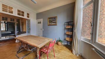 Apartment, Multiple Beds | In-room dining