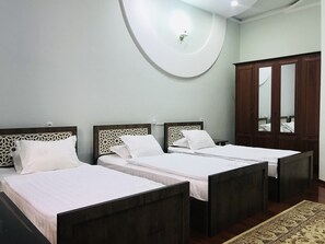 In-room safe, desk, soundproofing, iron/ironing board