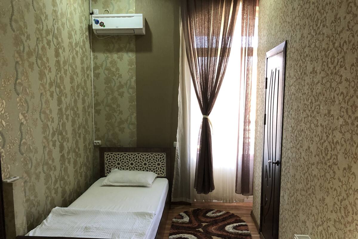 In-room safe, desk, soundproofing, iron/ironing board