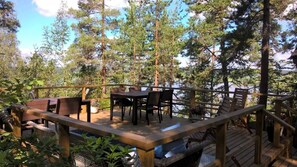 Outdoor dining - Villa Ahvenkallio, swimming, kayaks, fishing, horse/pony riding, hiking, skiing (Myrskylä)