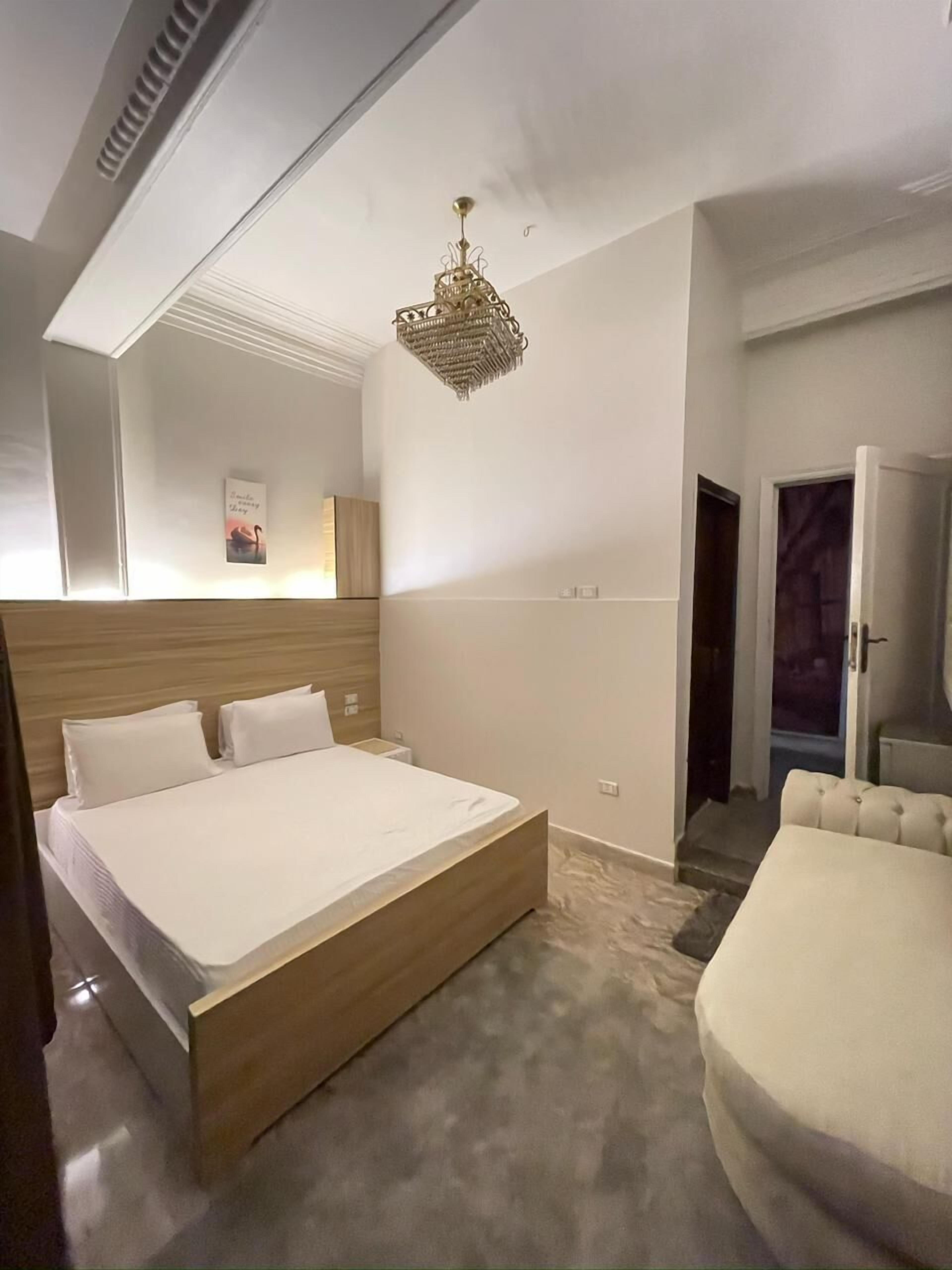 Premium bedding, down duvets, pillow-top beds, minibar