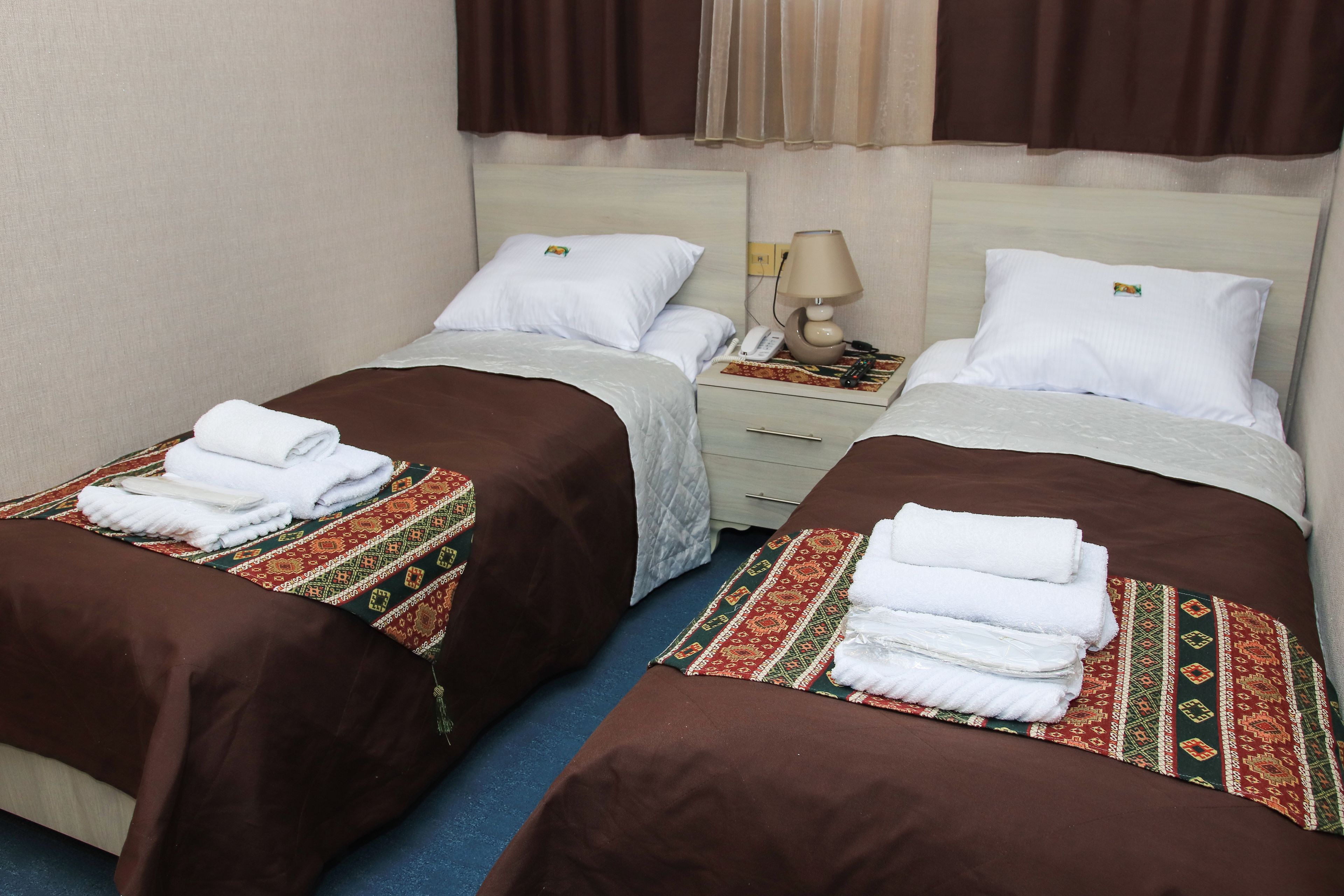 Double or Twin Room, Private Bathroom (#603) | In-room safe, desk, soundproofing, iron/ironing board