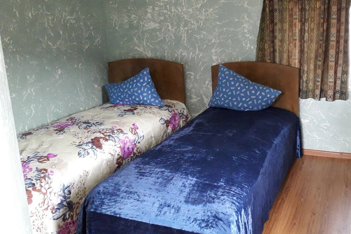 Economy Triple Room
