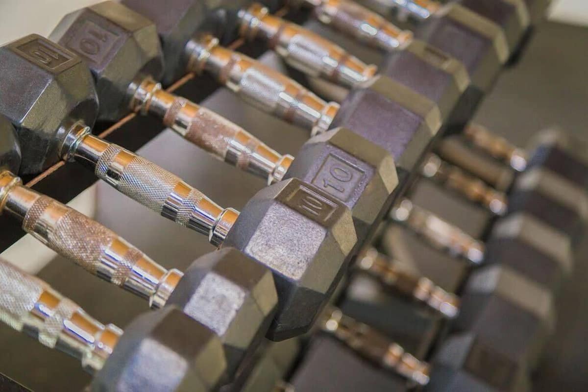 Grand Villa, 3 Bedrooms, Pool Access, Mountain View | 2 bedrooms, in-room safe, individually decorated, individually furnished