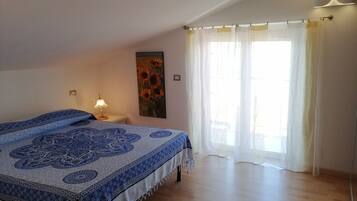 1 chambre, fer et planche Ă  repasser, draps fournis