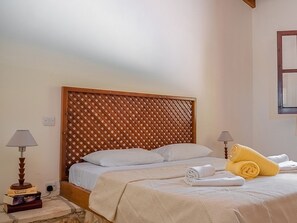 3 chambres, fer et planche à repasser, lit parapluie, Wi-Fi gratuit