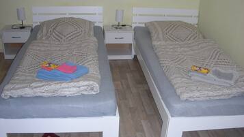 1 bedroom, free WiFi, bed sheets