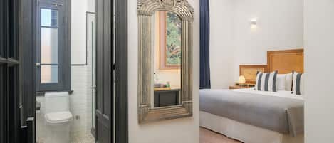 Room 201 | Premium bedding, down comforters, pillowtop beds, minibar