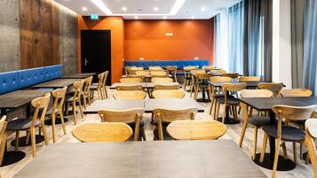 Colazione completa inclusa, servita tutte le mattine