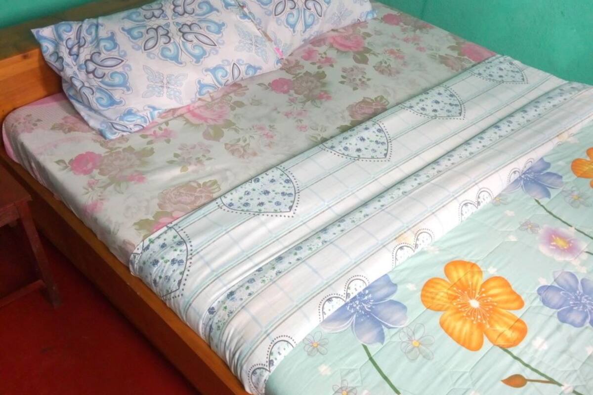 Wifi gratis y ropa de cama
