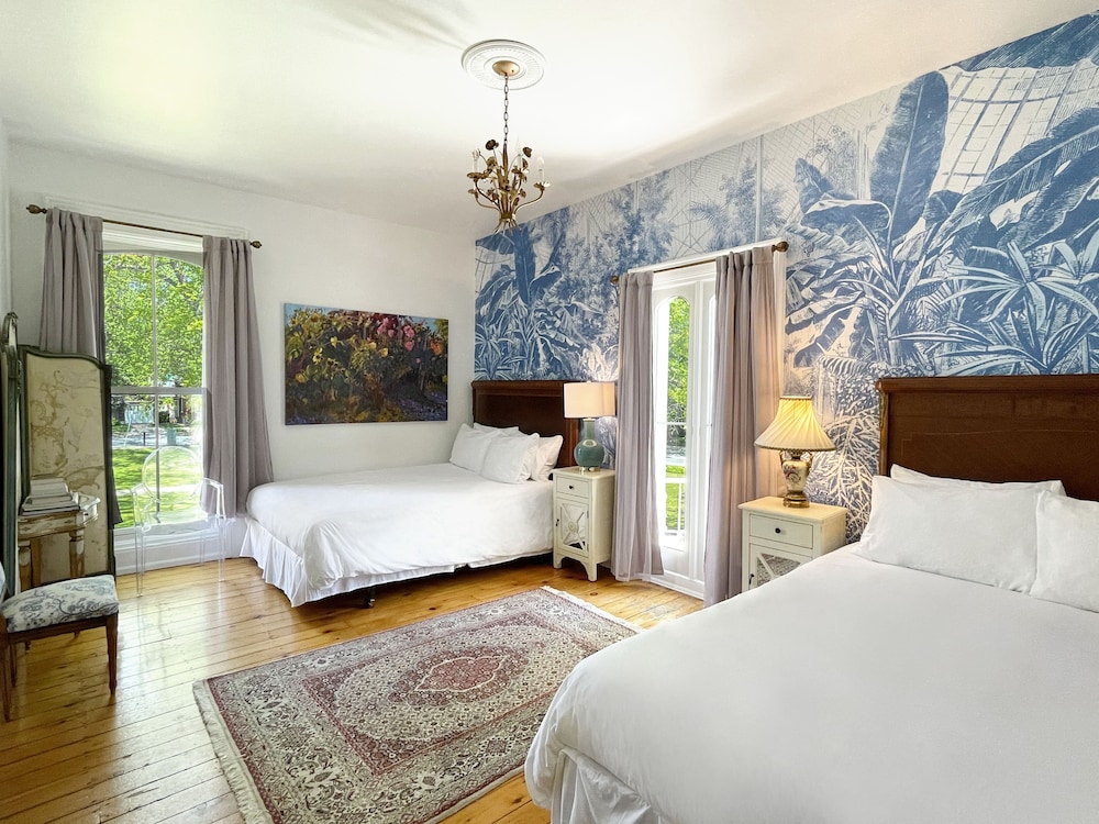 Merrill House by null