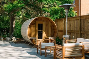 Sauna - Merrill House (Prince Edward)