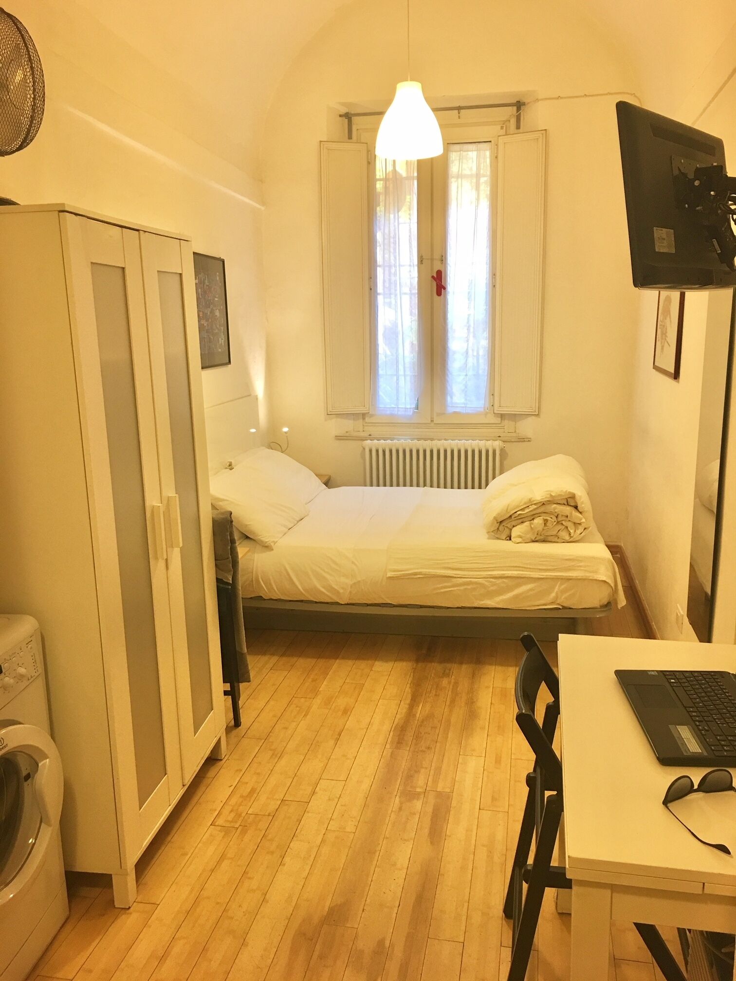 Cozy studio,Wifi,kitchen and bath!