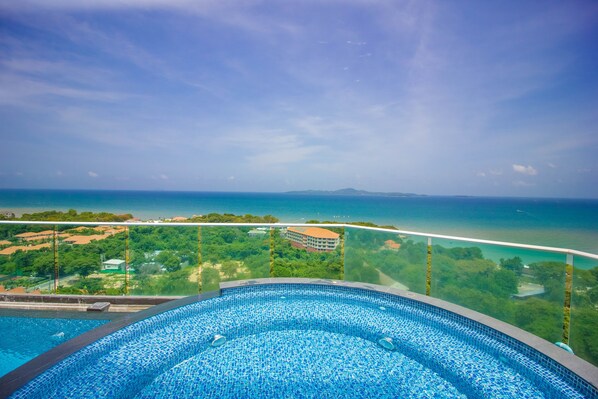 Ulkouima-allas, lämmitetty uima-allas