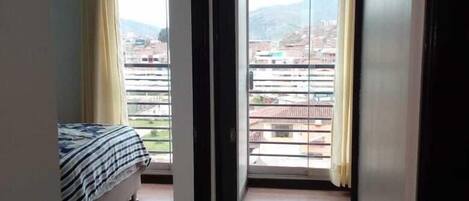 2 bedrooms