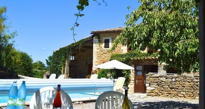 Superbe Mas avec piscine privée à Salazac