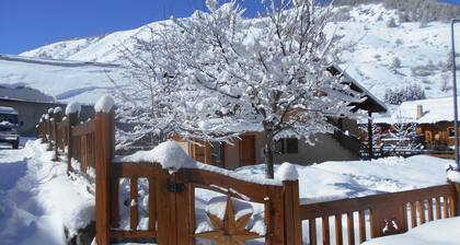 New apartment very good team warm mountain atmosphere Vars 05560