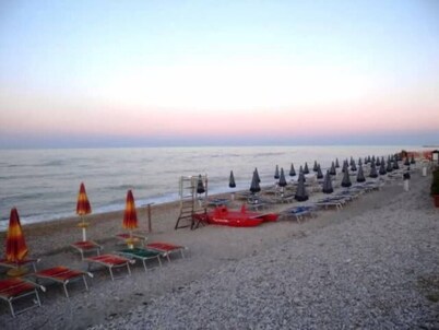 Porto Sant Elpidio: Nice apartment, recently constructed,  located at ground floor in the beautiful coastal town of Porto Sant'Elpidio