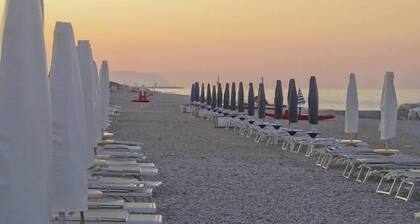 Porto Sant Elpidio: Nice apartment, recently constructed, located at ground floor in the beautiful coastal town of Porto Sant'Elpidio