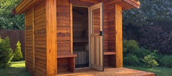 Acre By the Sea Guest Suite -Oceanview, Private Adult hottub/sauna Packages