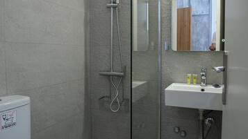 Ducha y cabezal de ducha tipo lluvia