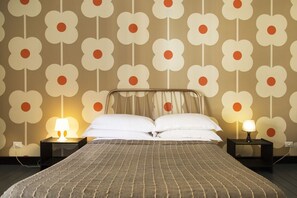 2 bedrooms, iron/ironing board, travel cot, free WiFi