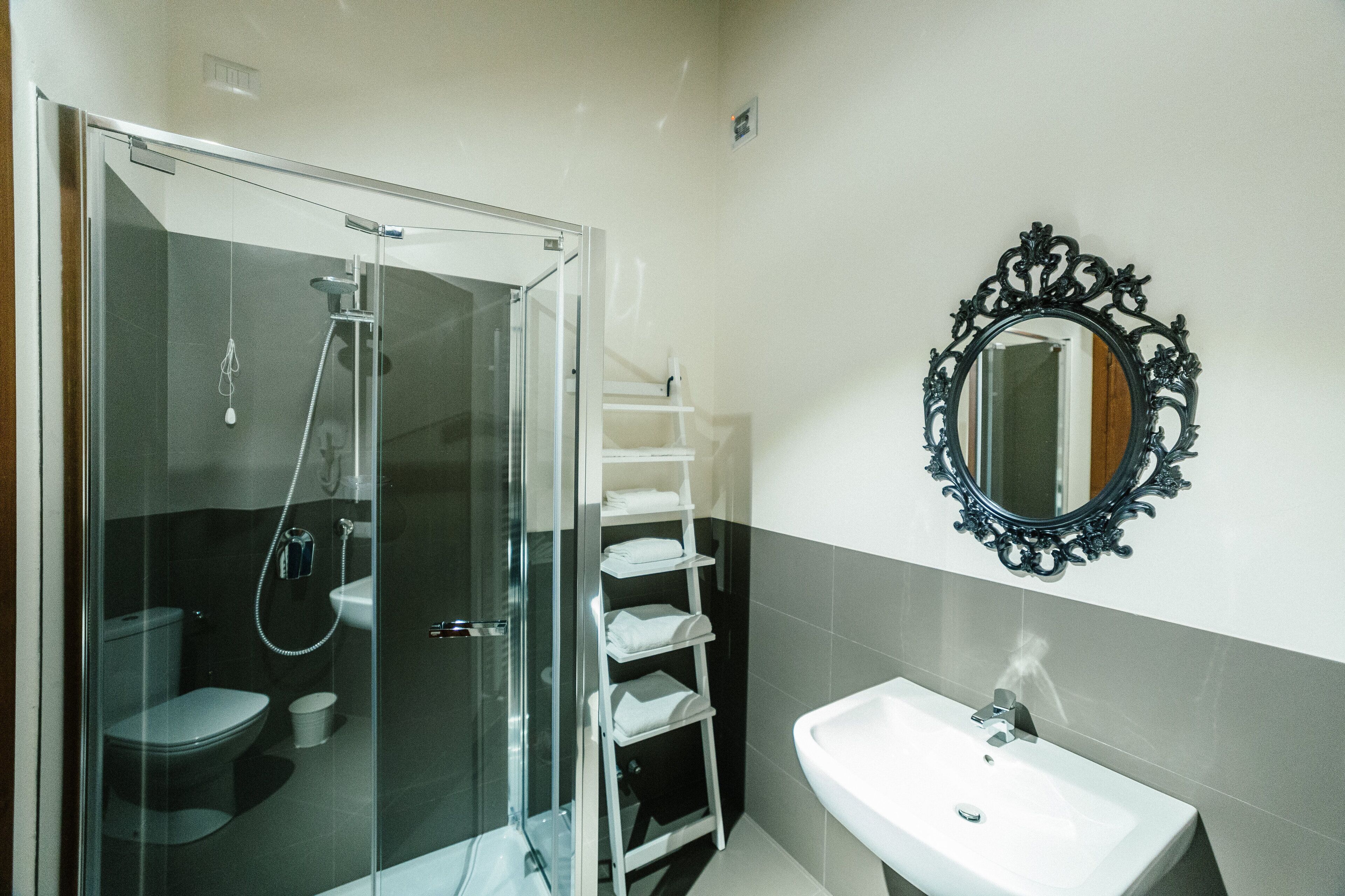 Palaia Farm - accommodation "TORRE" 