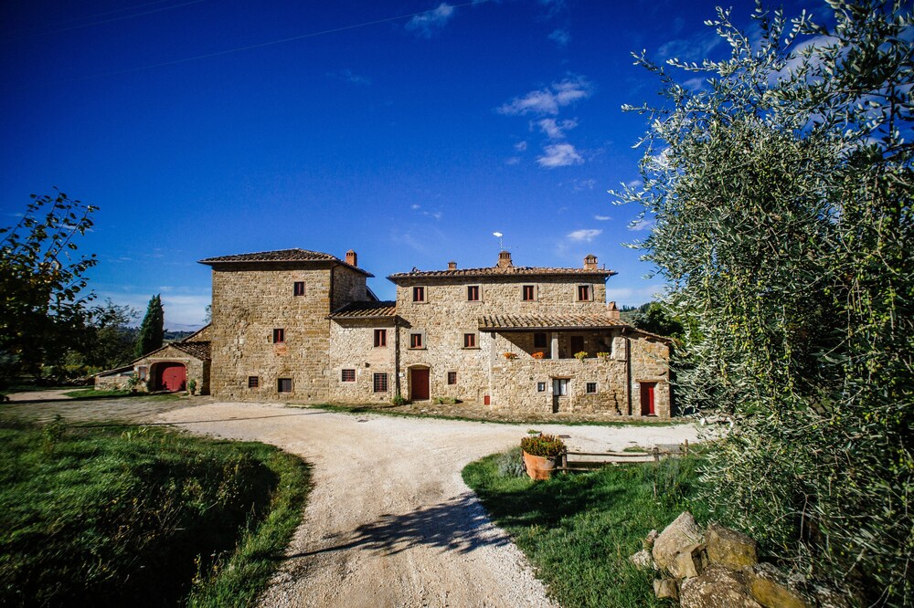 Palaia Farm - accommodation "TORRE"