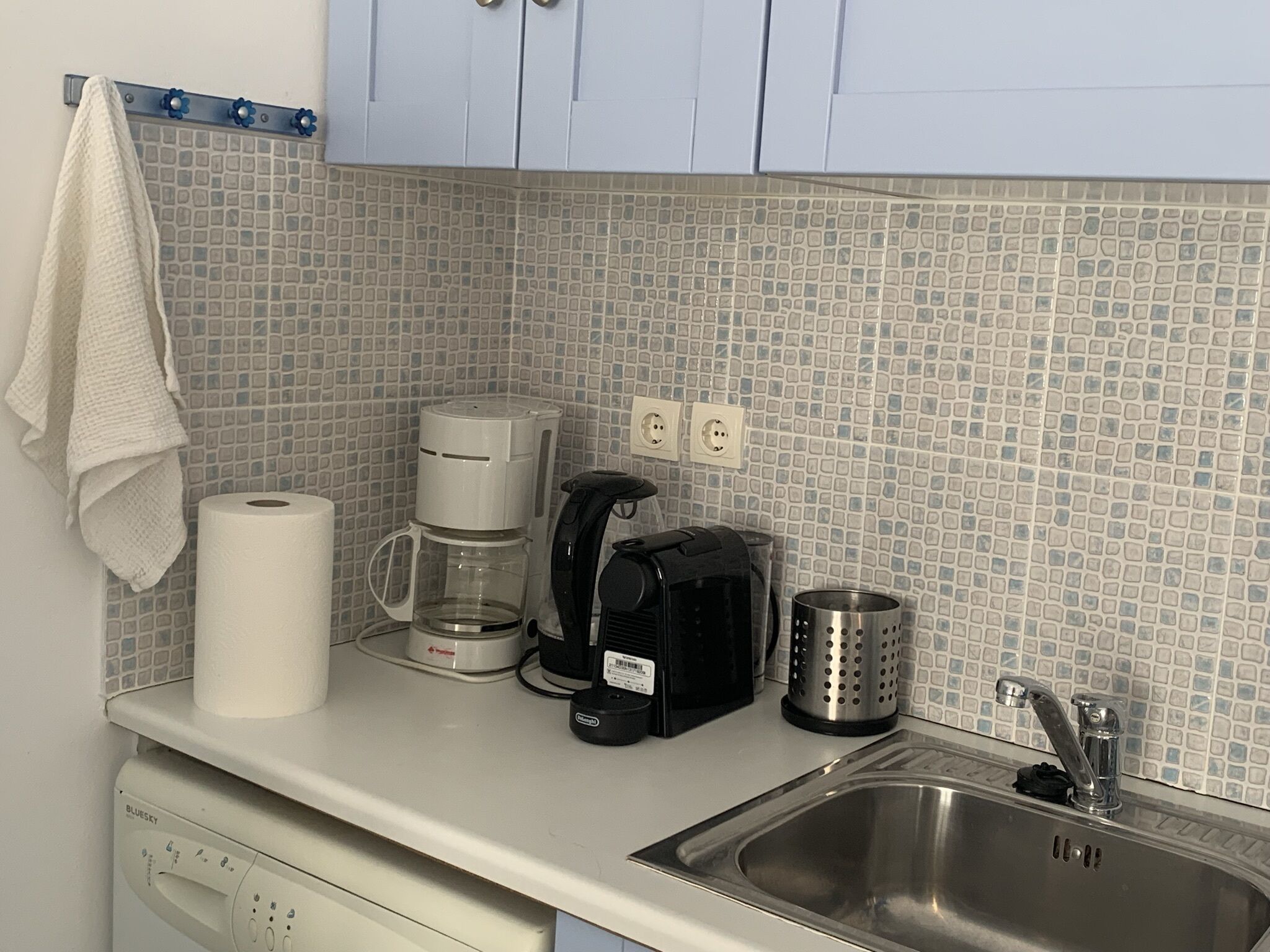 2 floor Maisonette, 1 minute from the wonderful Logaras beach