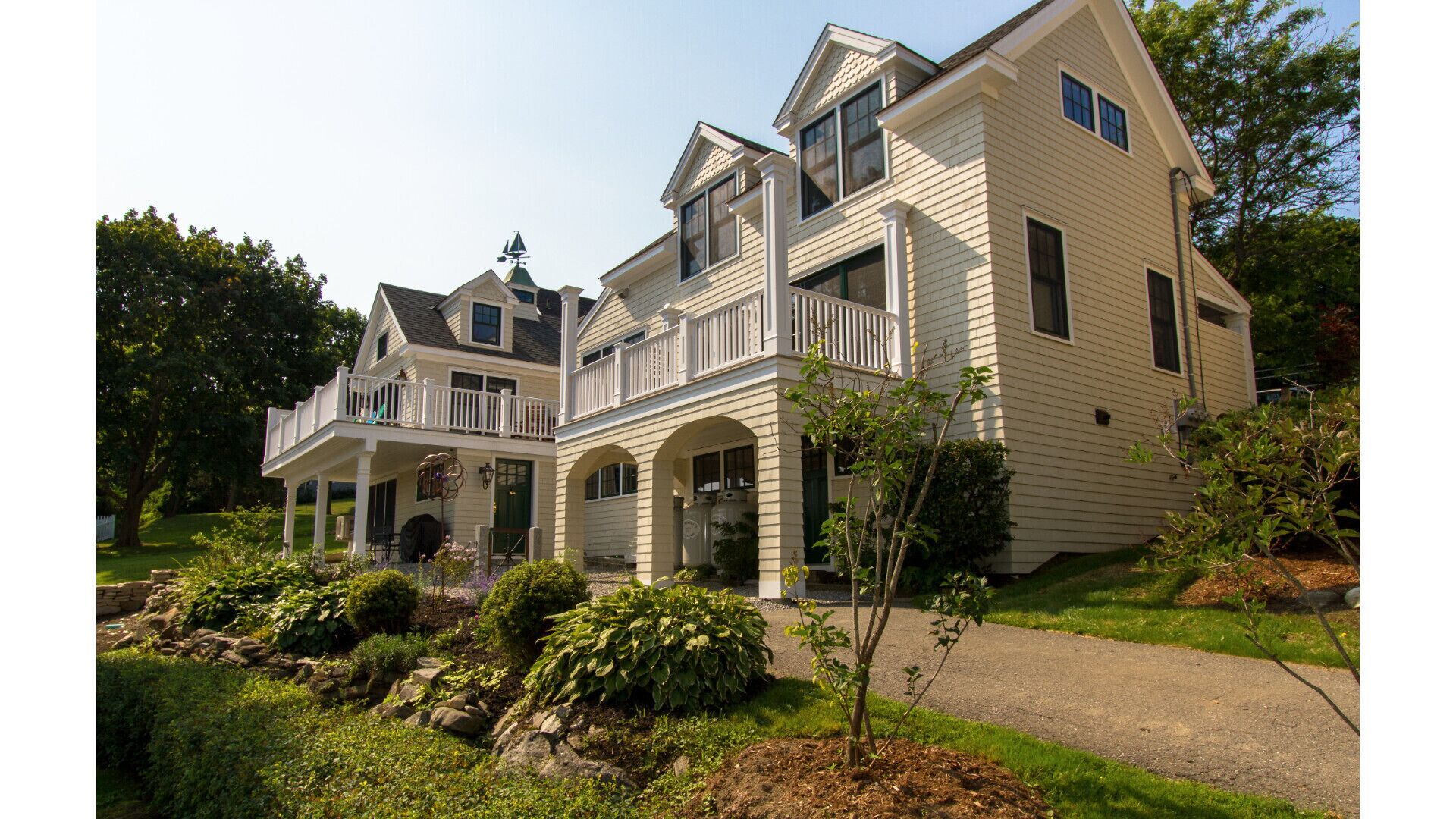  STEPS TO TOWN!! Waterview and Garden Views
