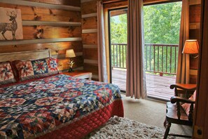 4 bedrooms, iron/ironing board, free WiFi, bed sheets - Family Cabin in the Serene Smoky Mountains - HOT TUB/WIFI - Deer Lodge (Townsend)