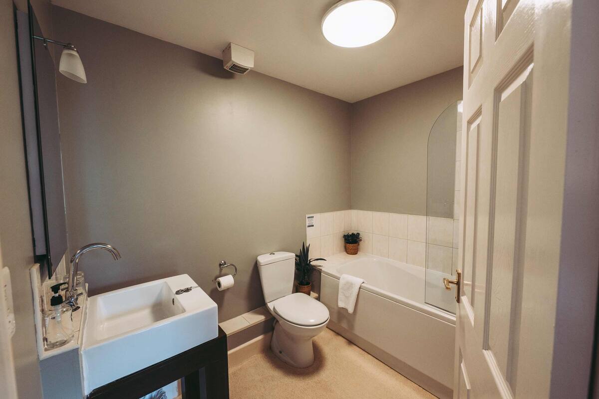 free toiletries, hair dryer, towels