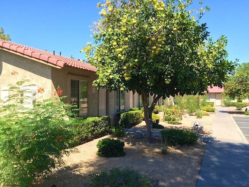 Stagecoach/Closest Resort