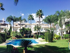 Pool - BELLO NARANJO, wonderful Apartment Vista pool next to Puerto Banús (marbella)