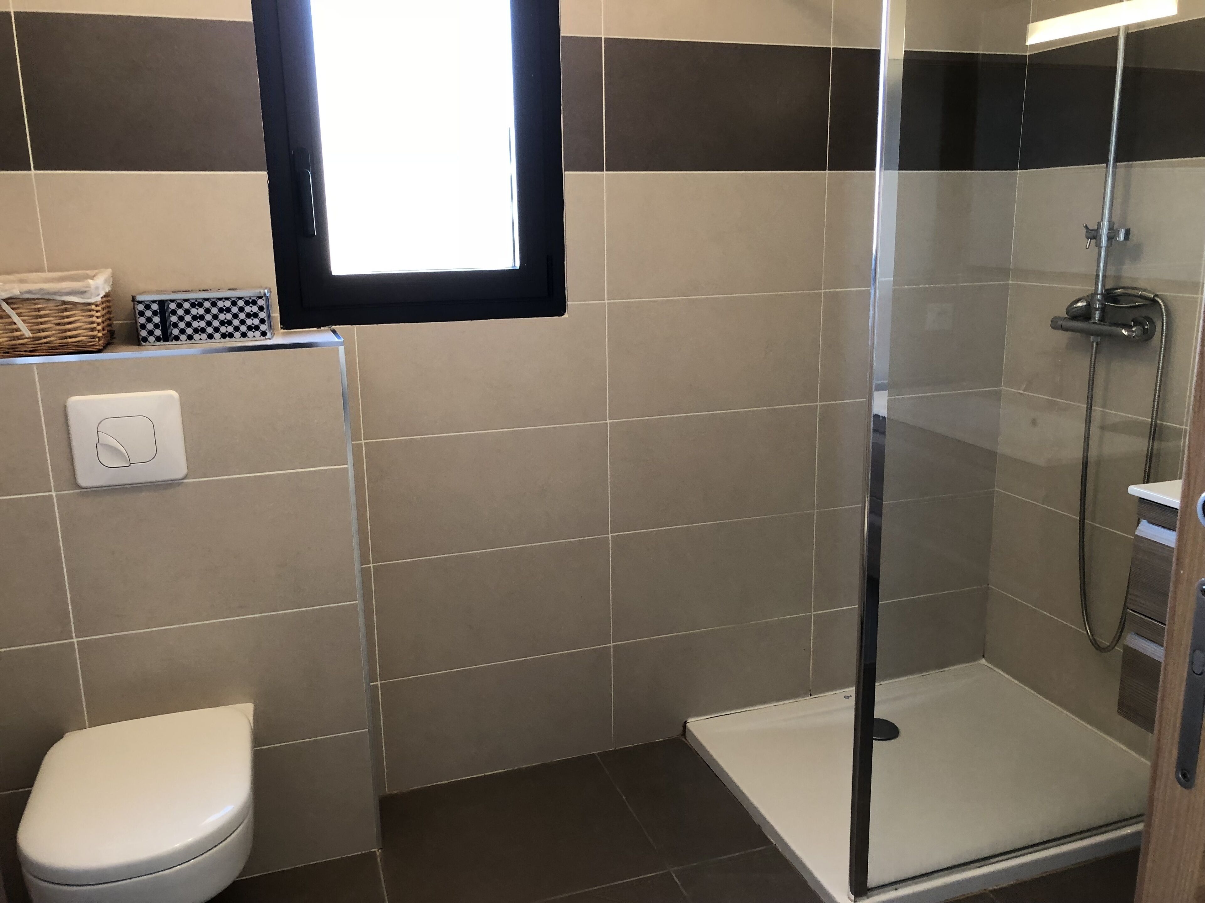 T3 downtown, bright, quiet, new