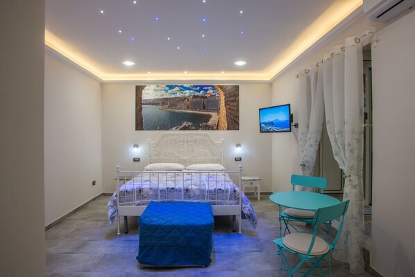 Down duvets, blackout curtains, free WiFi, bed sheets