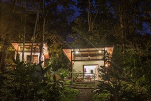 Literie de qualité supérieure, minibar, coffres-forts dans les chambres