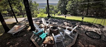 シルバーダラーシティ1マイル-テーブルロックレイク-3ベッド/ 2バス-ウッディ-フォックスファイヤー 