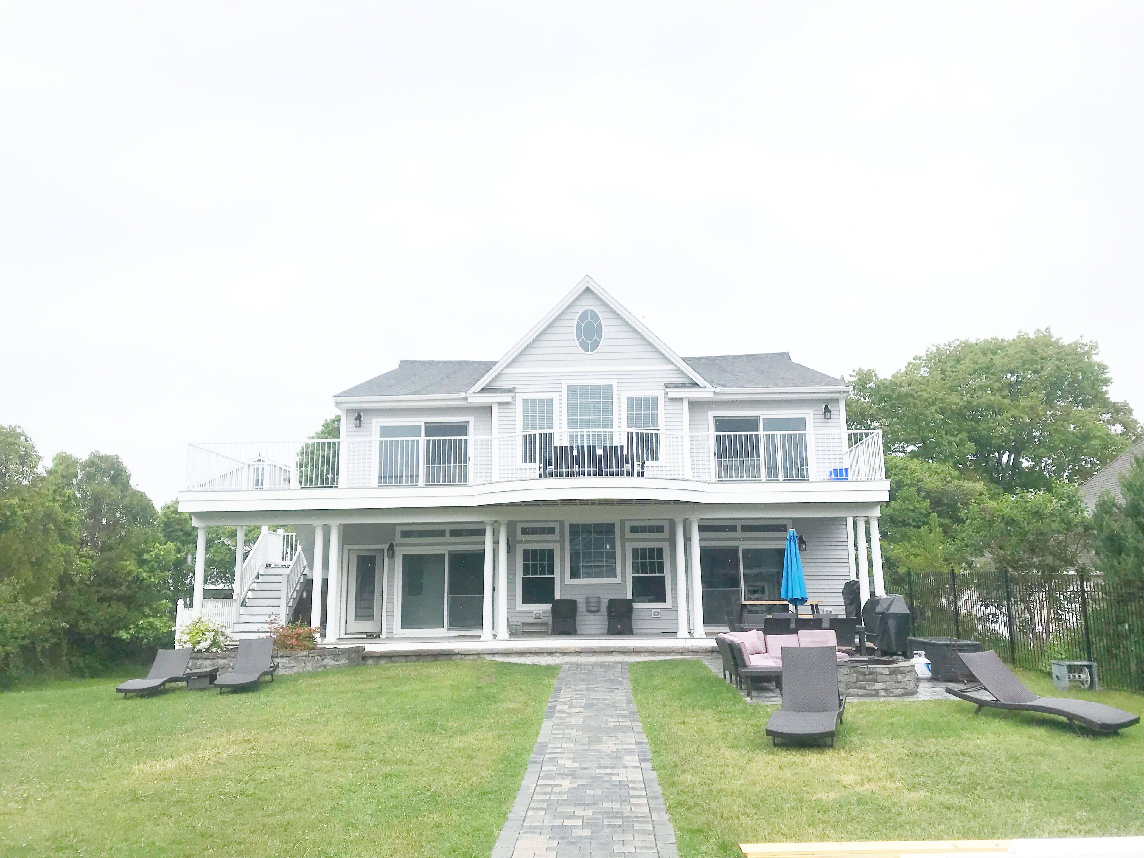 NUBBLE ROAD Duplex-Great for extended families! LARGE Yard-SHORT Walk to BEACH!