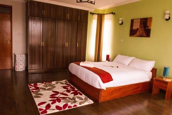 3 camere, una cassaforte in camera, ferro/asse da stiro, Wi-Fi